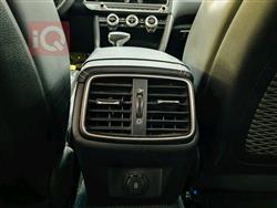 جنسس G70